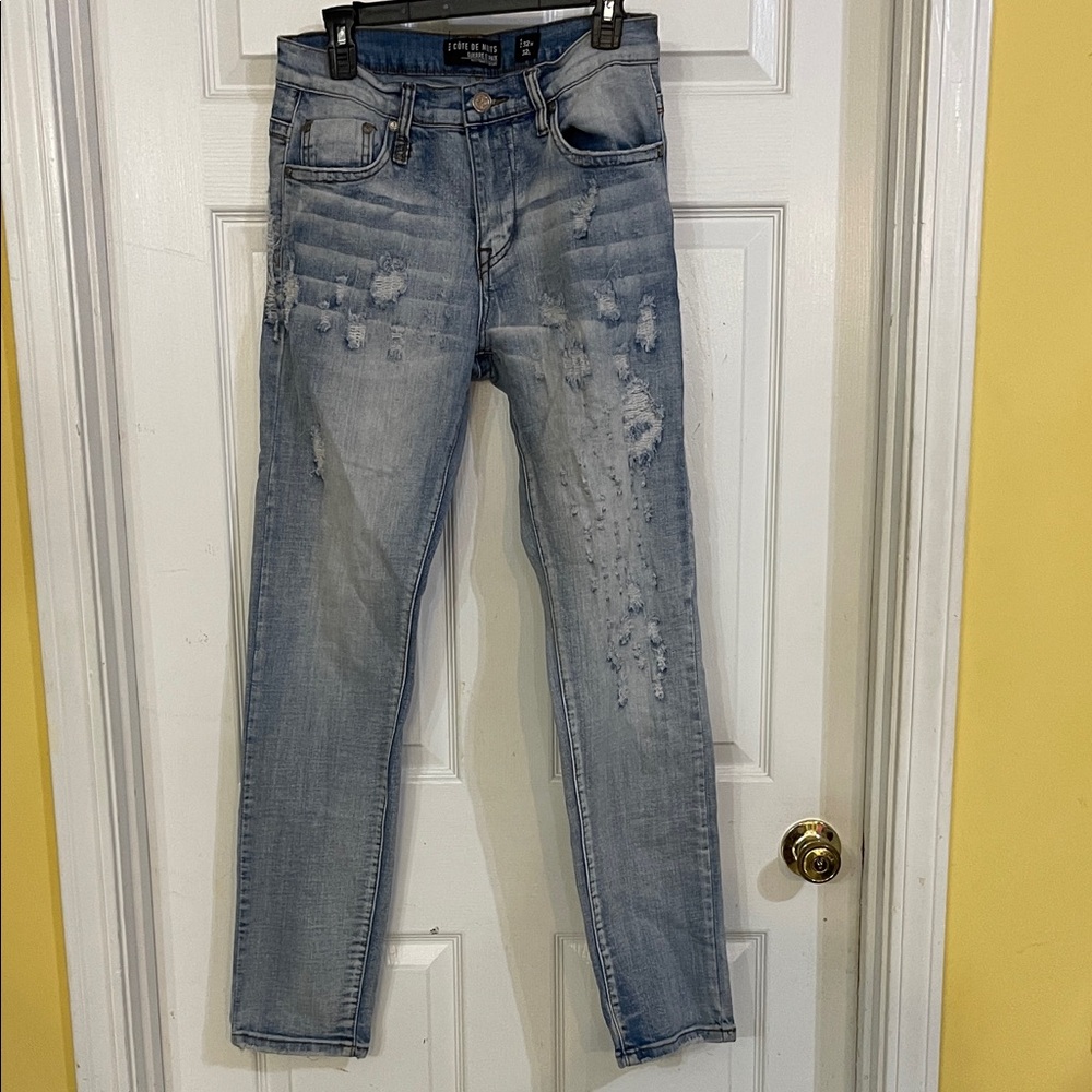 Men's Cote De Nuits Distressed Straight
Jeans sz 32/32 (29/30)